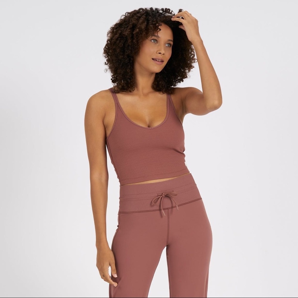 Vuori Rib Crop Tank in TERRACOTTA